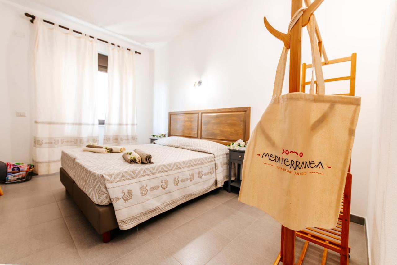 Domo Mediterranea Affittacamere-Guest House Сант-Антиоко Экстерьер фото
