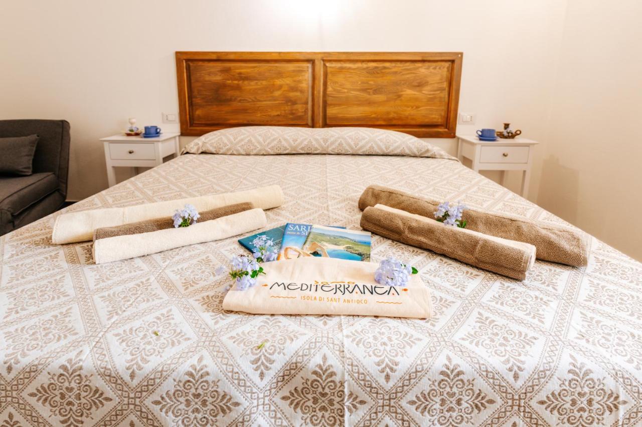Domo Mediterranea Affittacamere-Guest House Сант-Антиоко Экстерьер фото