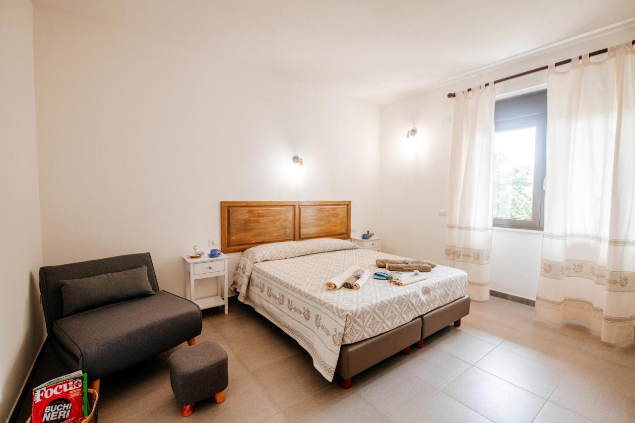 Domo Mediterranea Affittacamere-Guest House Сант-Антиоко Экстерьер фото