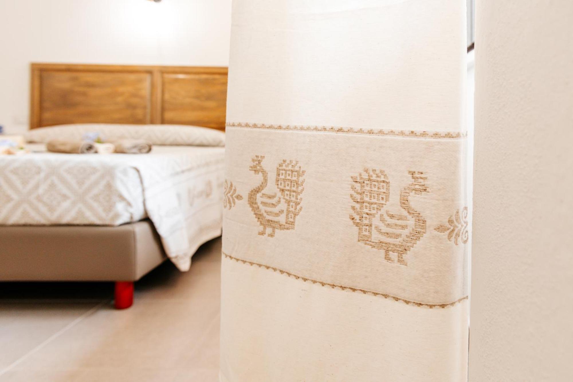 Domo Mediterranea Affittacamere-Guest House Сант-Антиоко Экстерьер фото