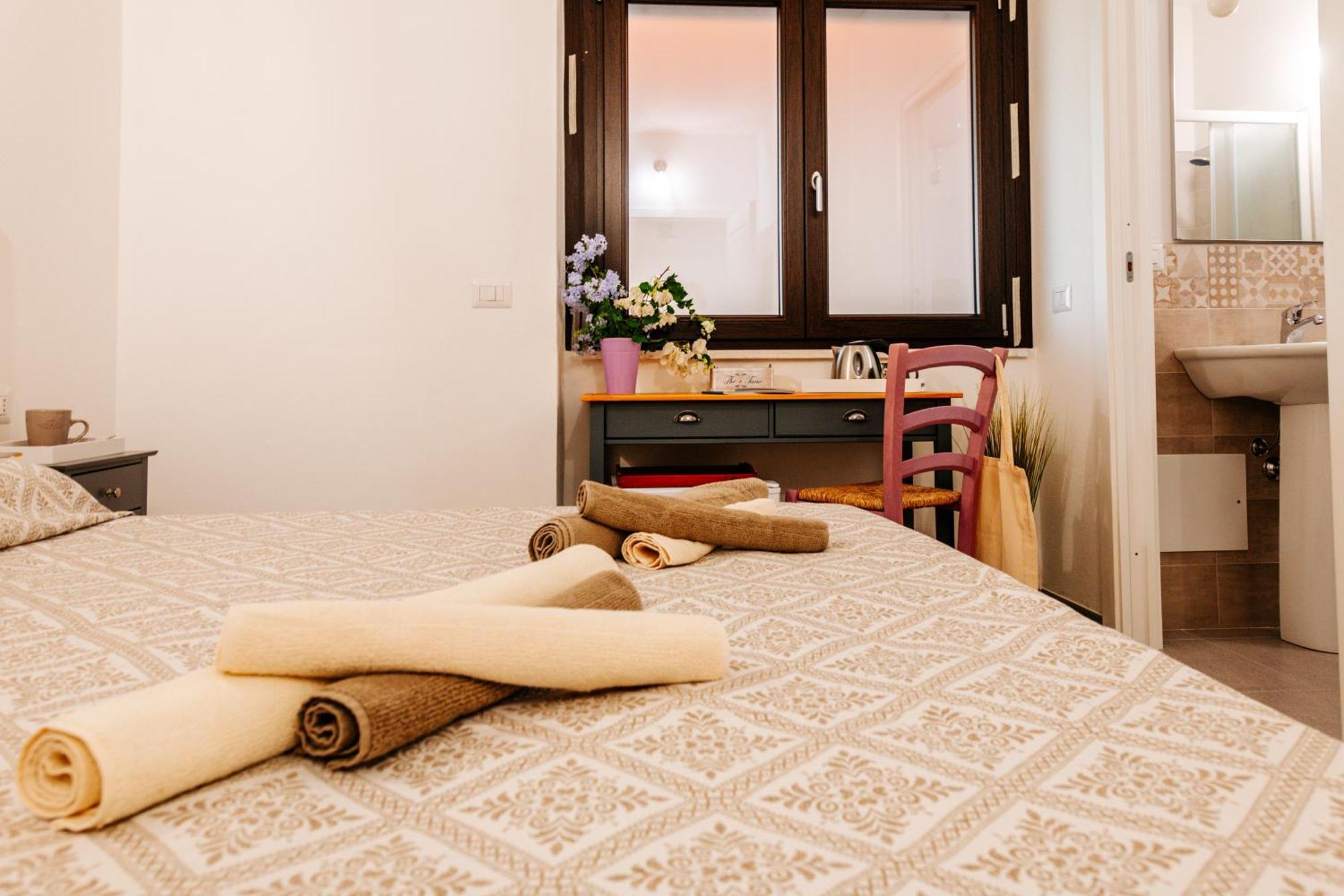 Domo Mediterranea Affittacamere-Guest House Сант-Антиоко Экстерьер фото